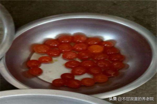 粽子的制作过程（粽子的制作过程英文简写）